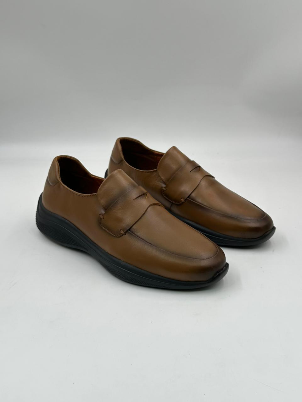 Chaussure en cuir Trés confortable